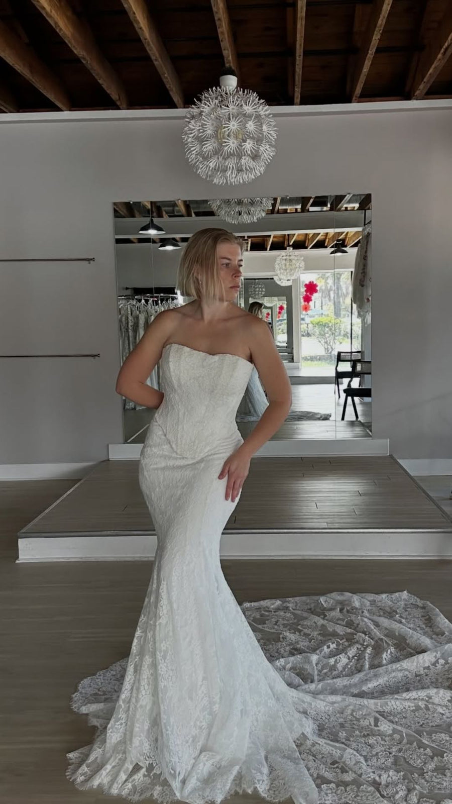 Nirvana da Bridals By Jodi, condiviso su Instagram