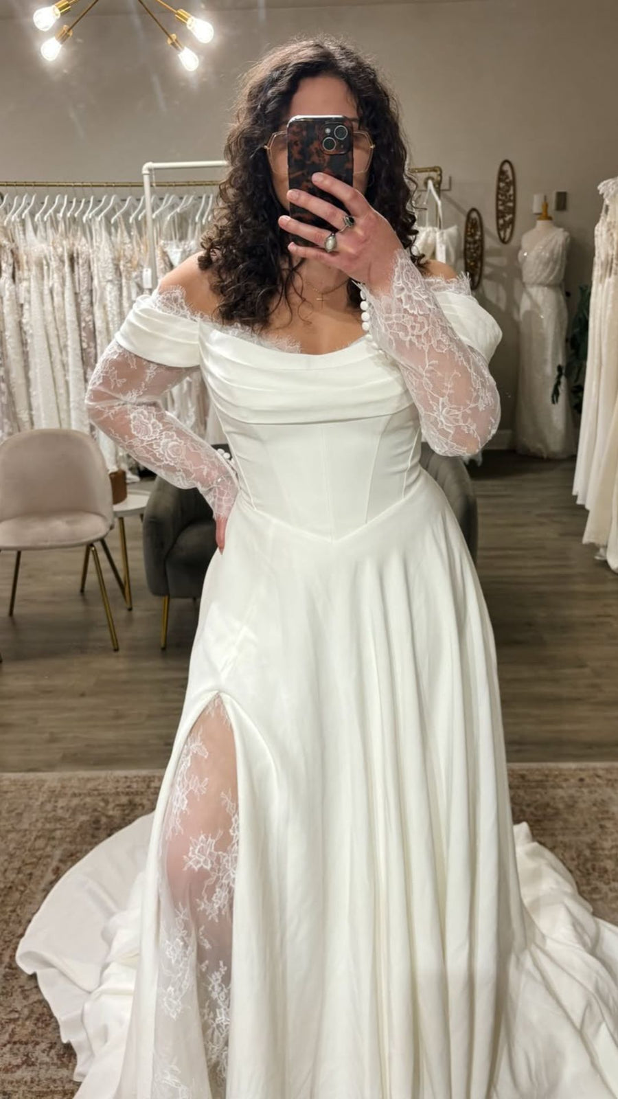 Trisha da Imperial Formal Wear, condiviso su Instagram