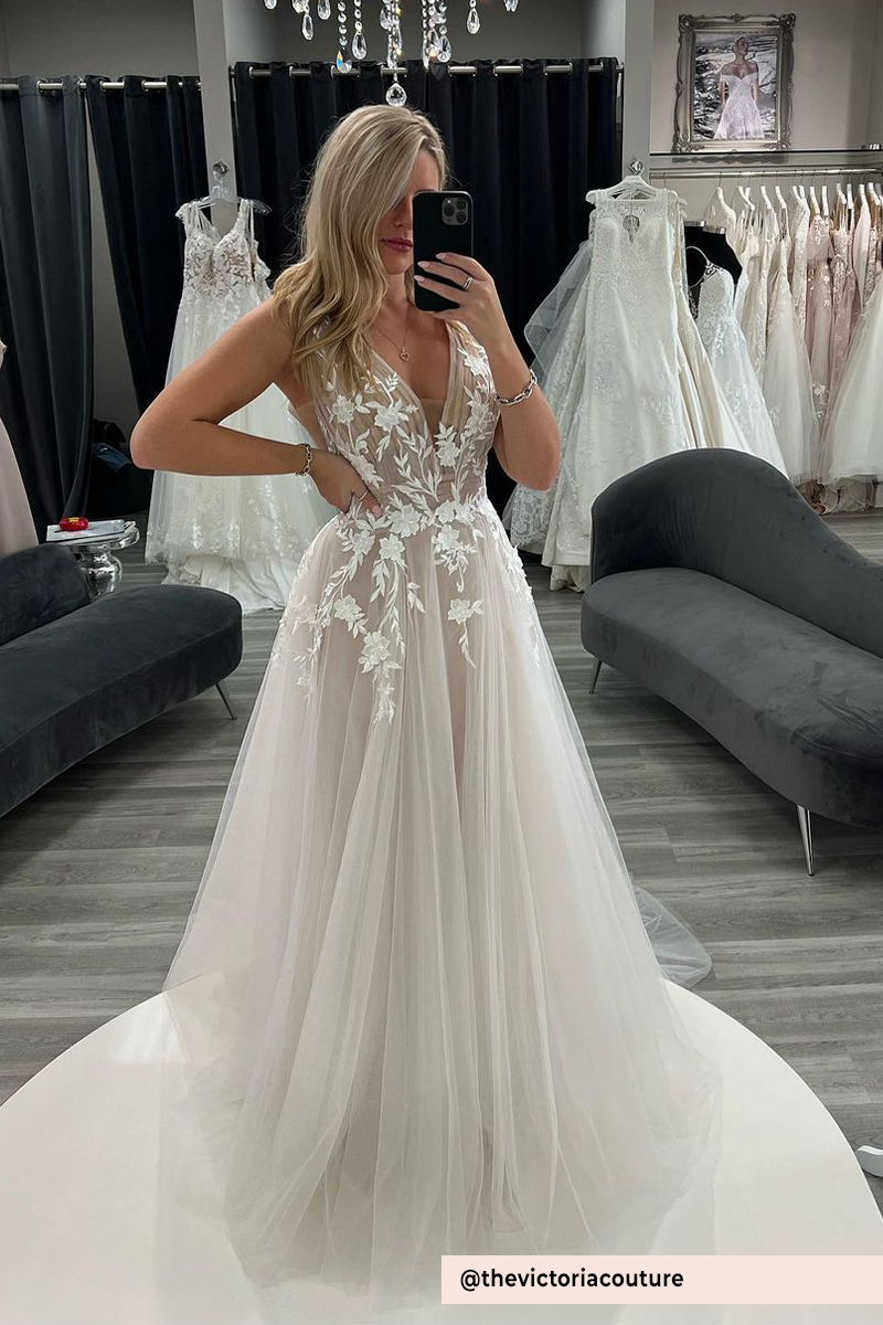 Carrie da Victoria Couture, condiviso su Instagram