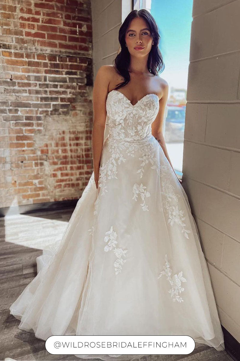 Fiorella da Wild Rose Bridal | Terre Haute, condiviso su Instagram