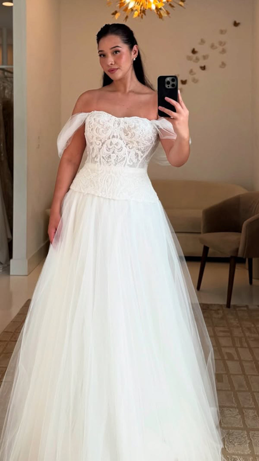 Andrina bei One Bridal, geteilt auf Instagram
