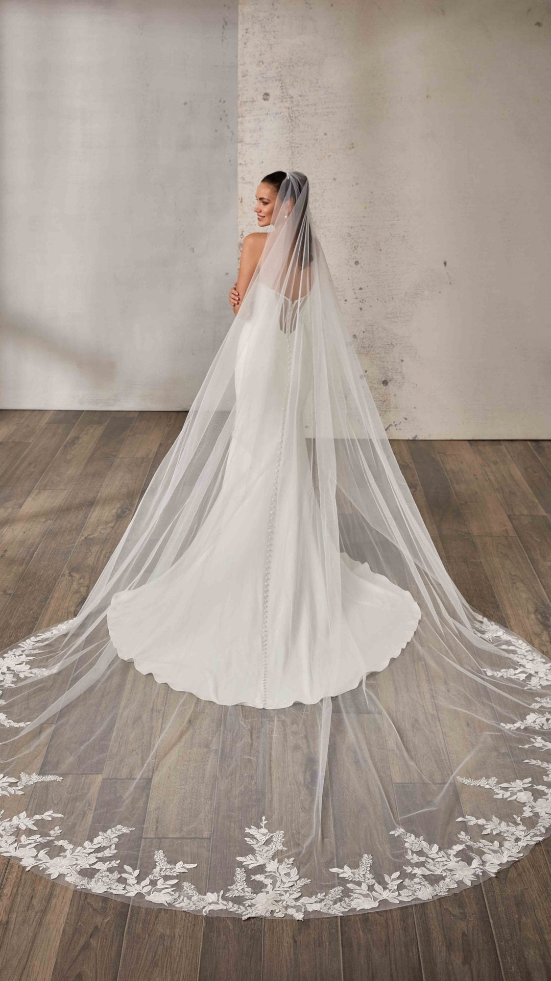 Vivienne (EK1914) — Eddy K Italia