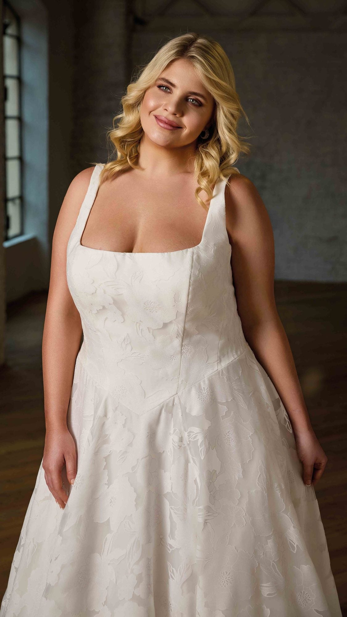 Jen (UR722) — Eddy K Curvy