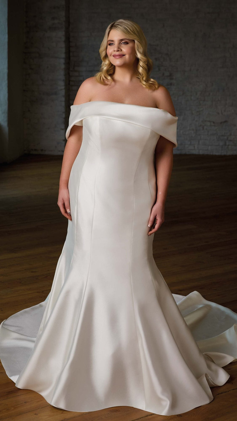 Martha (UR723) — Eddy K Curvy