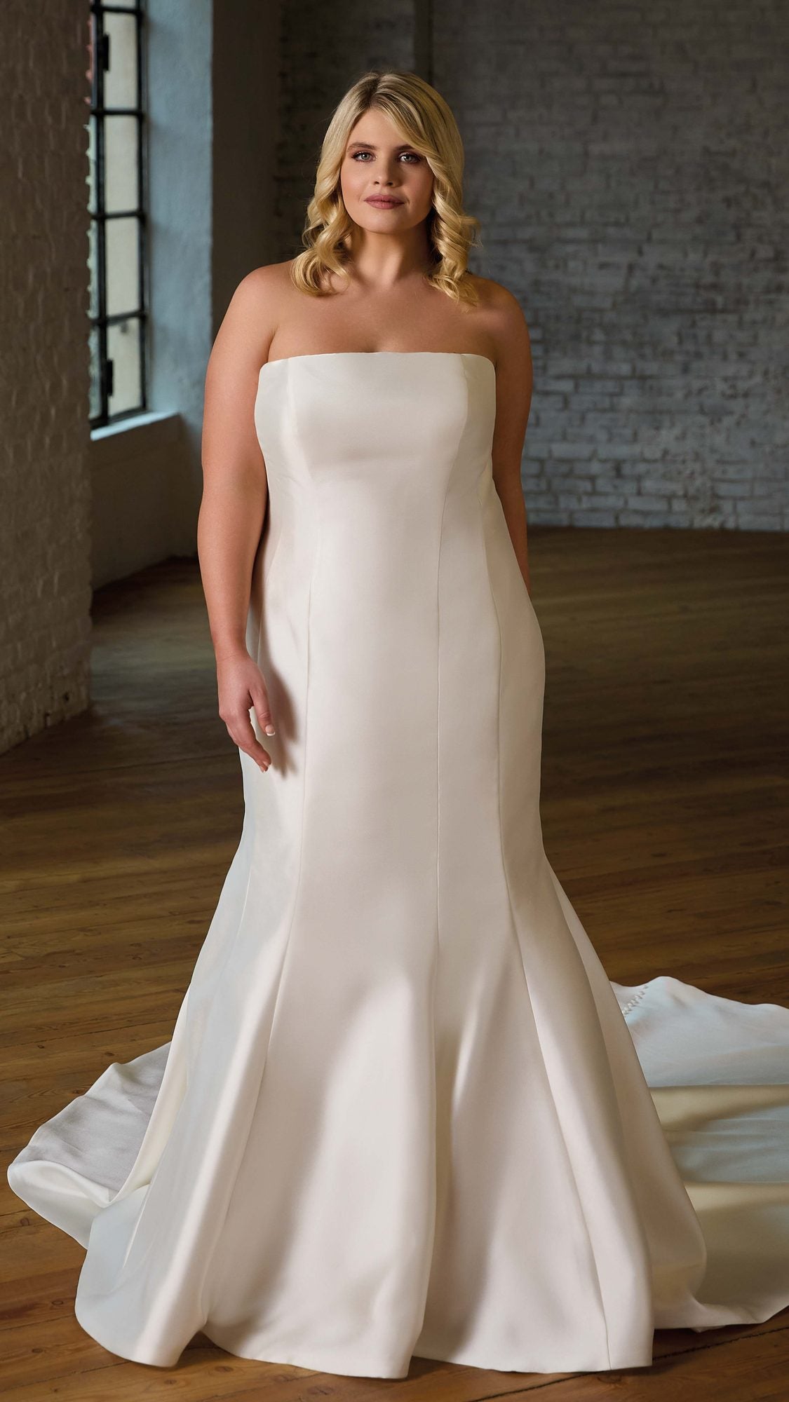 Martha (UR723) — Eddy K Curvy