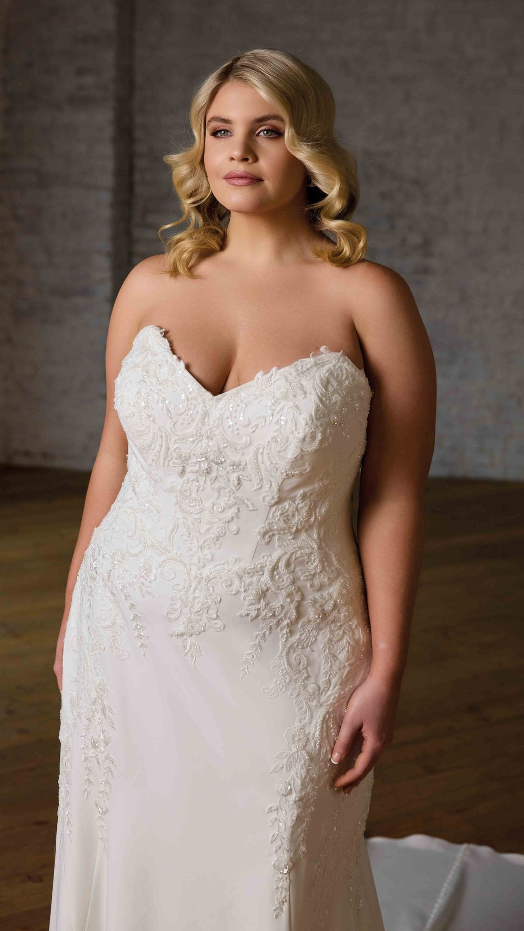 Kendra (UR725) — Eddy K Curvy