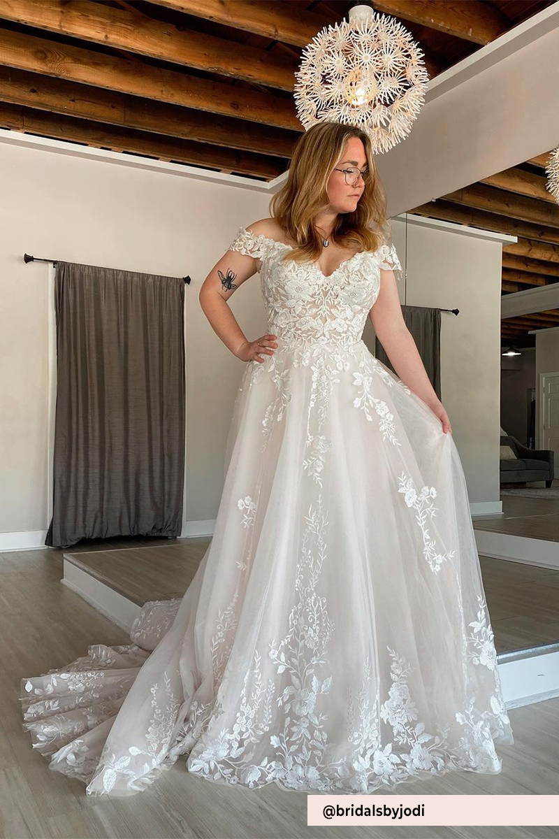 Adora da Bridals By Jodi, condiviso su Instagram