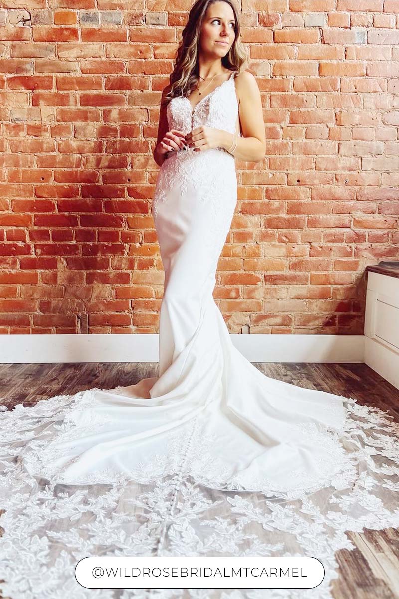 Shakira da Wild Rose Bridal | Mt Carmel, condiviso su Instagram
