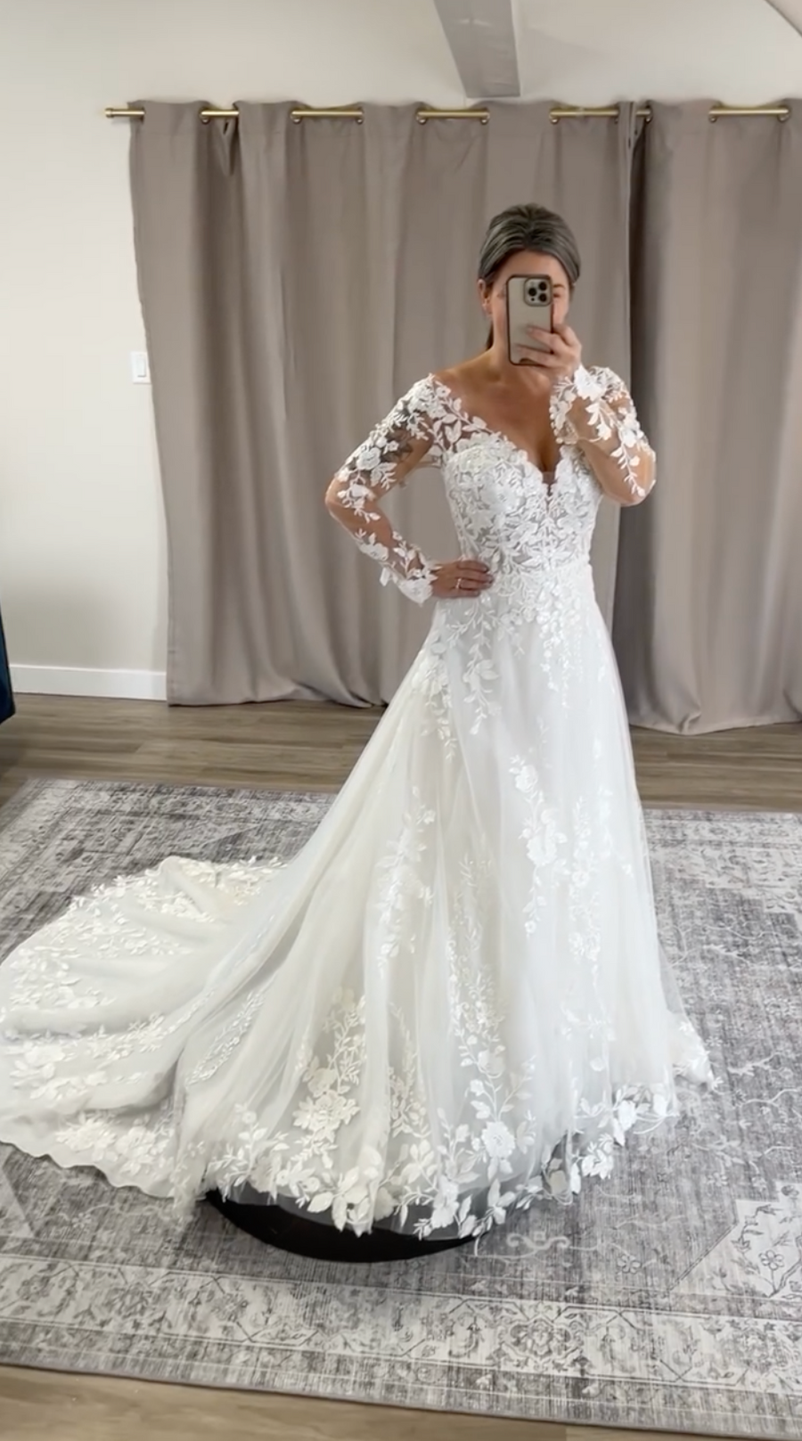 Uma da The Wedding Lark, condiviso su Instagram