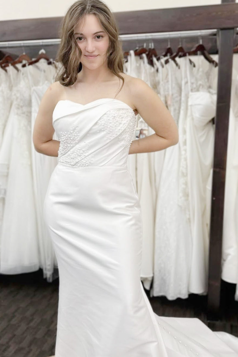 Zayla at Roxi's Elegant Bridal, shared on Instagram
