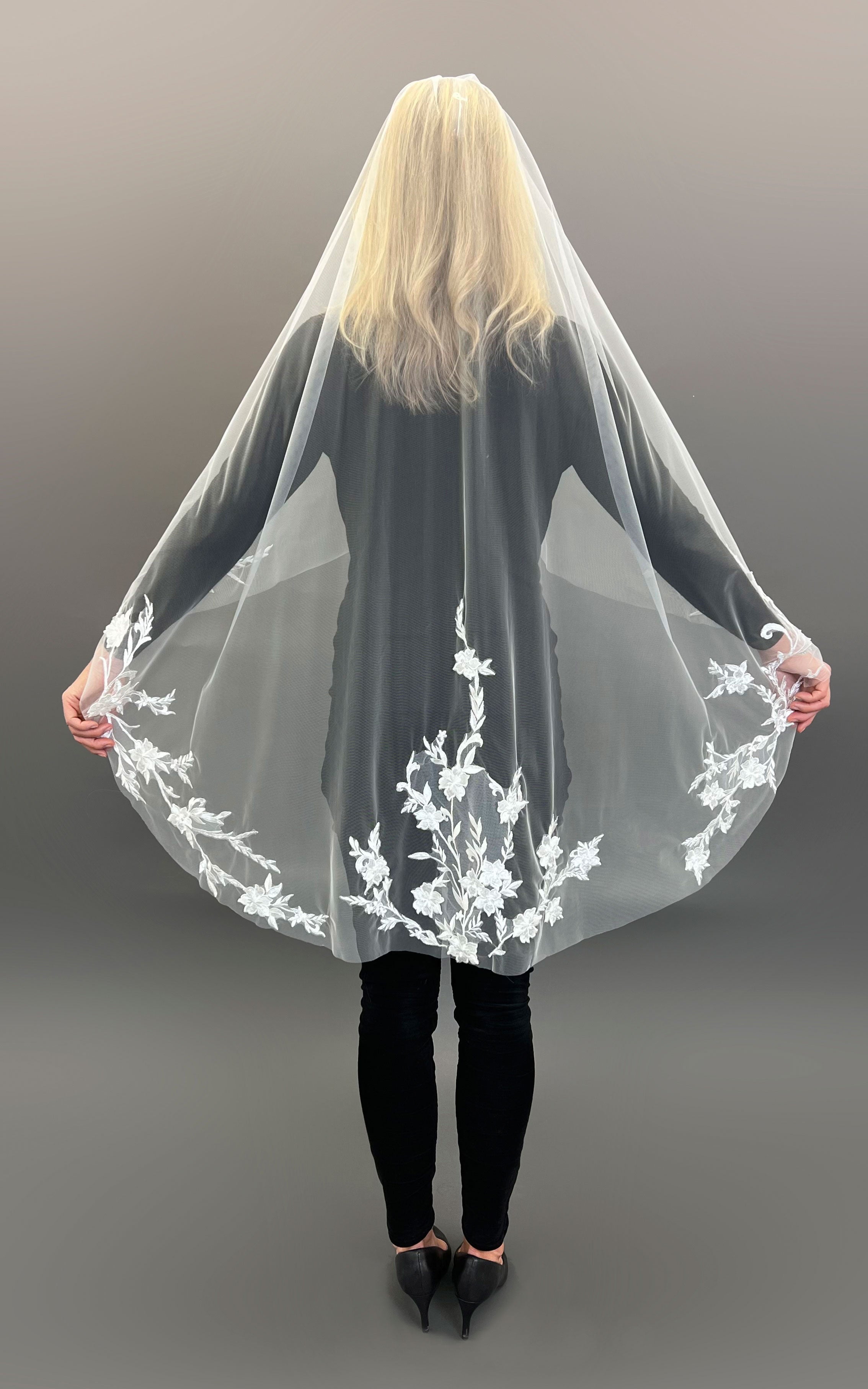 Carrie-VES (EK1502VE-S) — Eddy K Veil