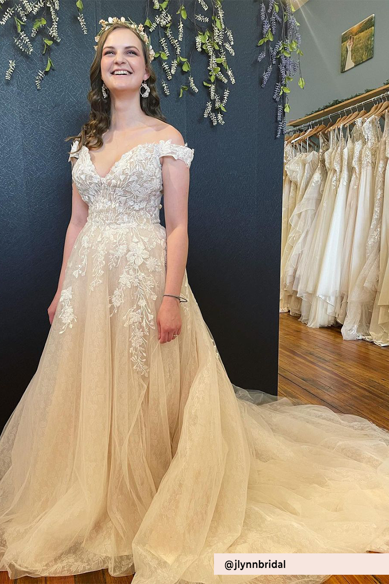Lauren da J.Lynn Bridal, condiviso su Instagram