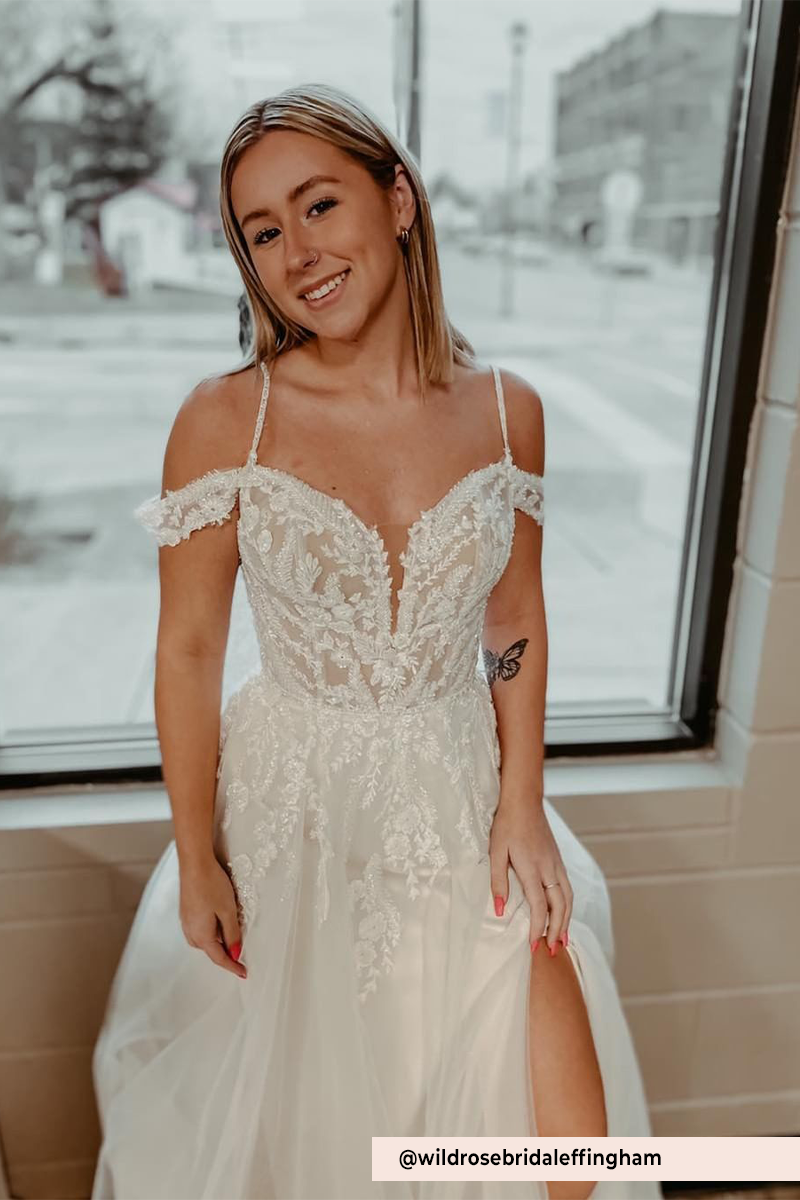 Natalie da Wild Rose Bridal | Effingham, condiviso su Instagram