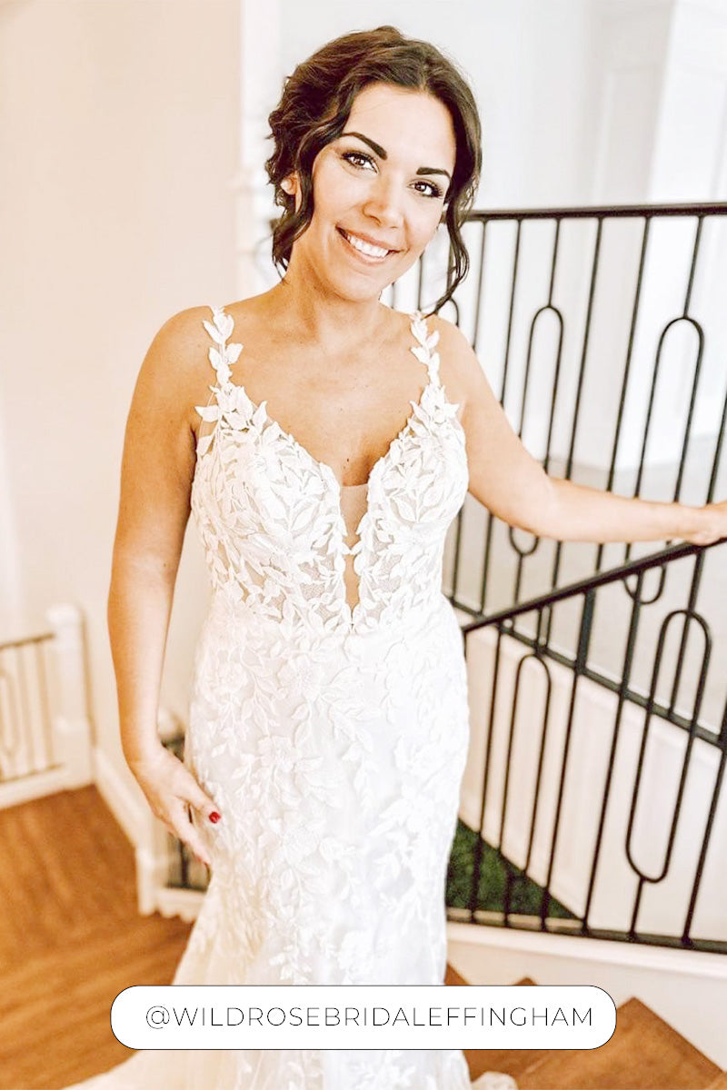 Carly da Wild Rose Bridal | Effingham, condiviso su Instagram