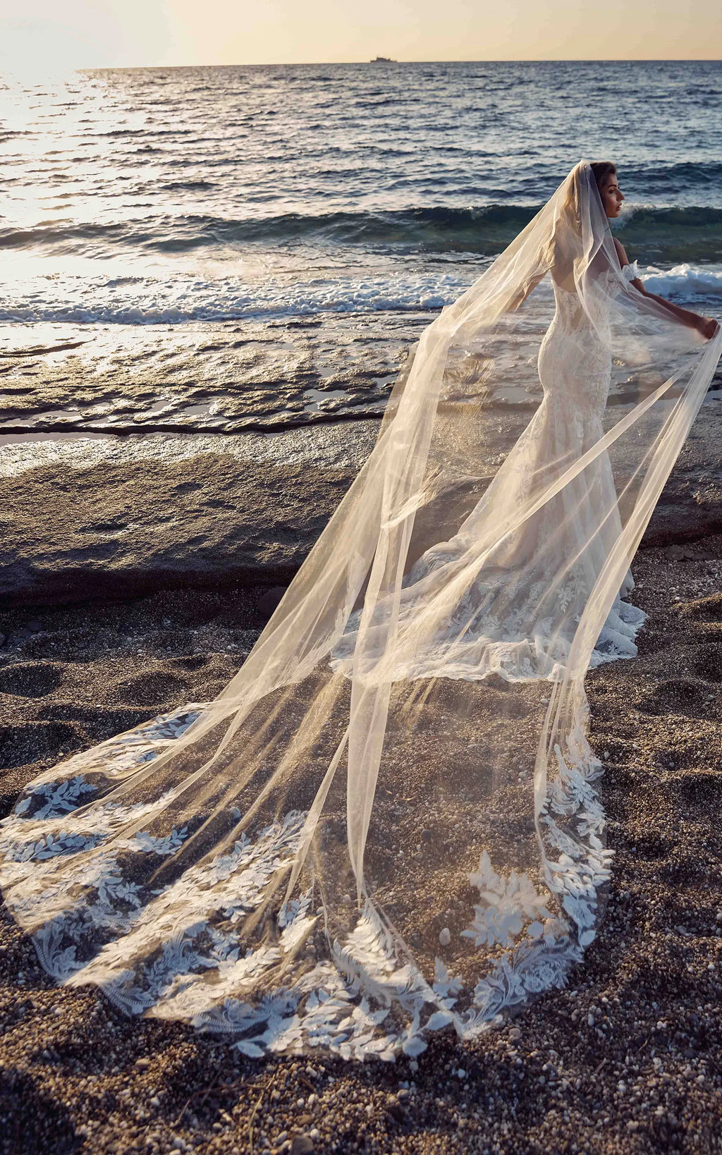 Amora-VE (DR2601VE) — Eddy K Veil