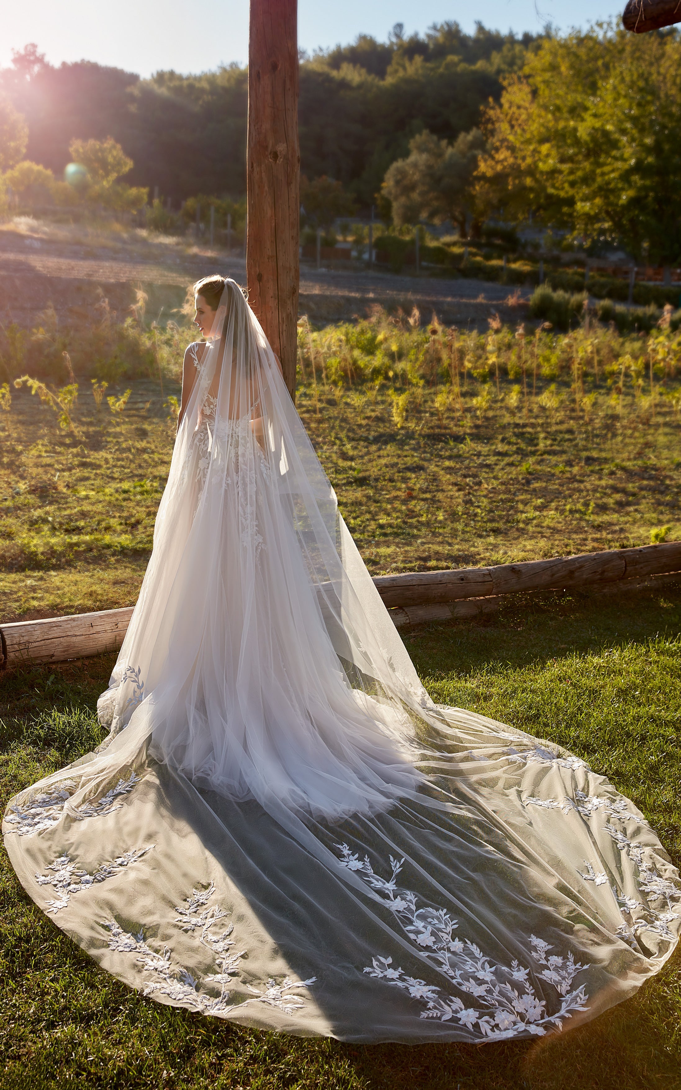 Carrie-VE (EK1502VE) — Eddy K Veil