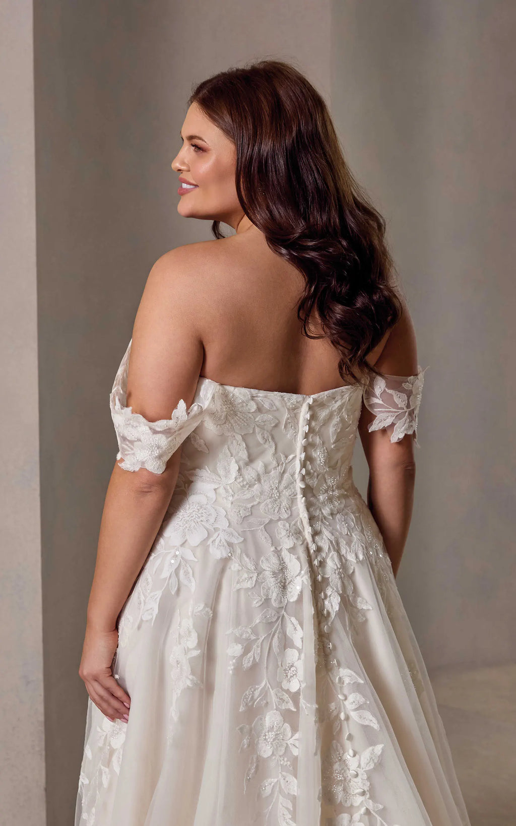 Melody (UR628) — Eddy K Curvy