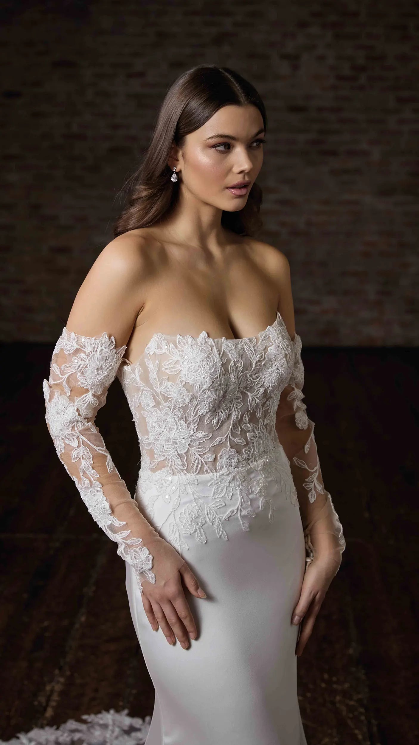 Emmanuelle-SL (CT754SL) — Eddy K Detachable Sleeve