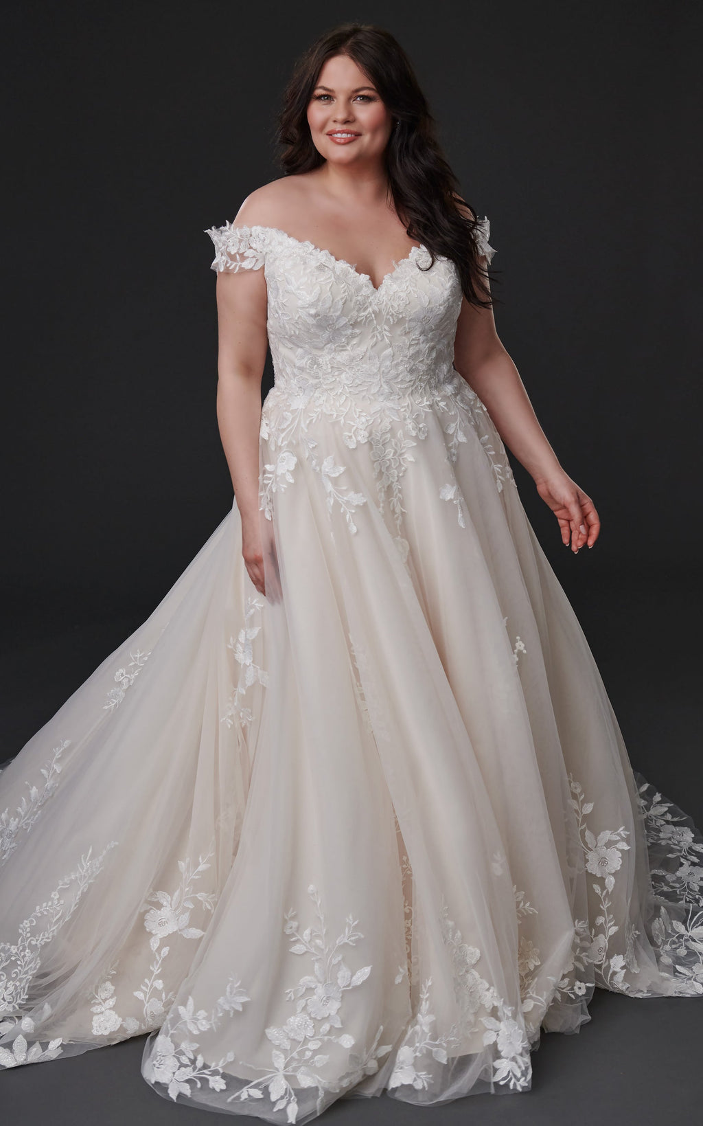 Anastasia (UR334) — Eddy K Curvy