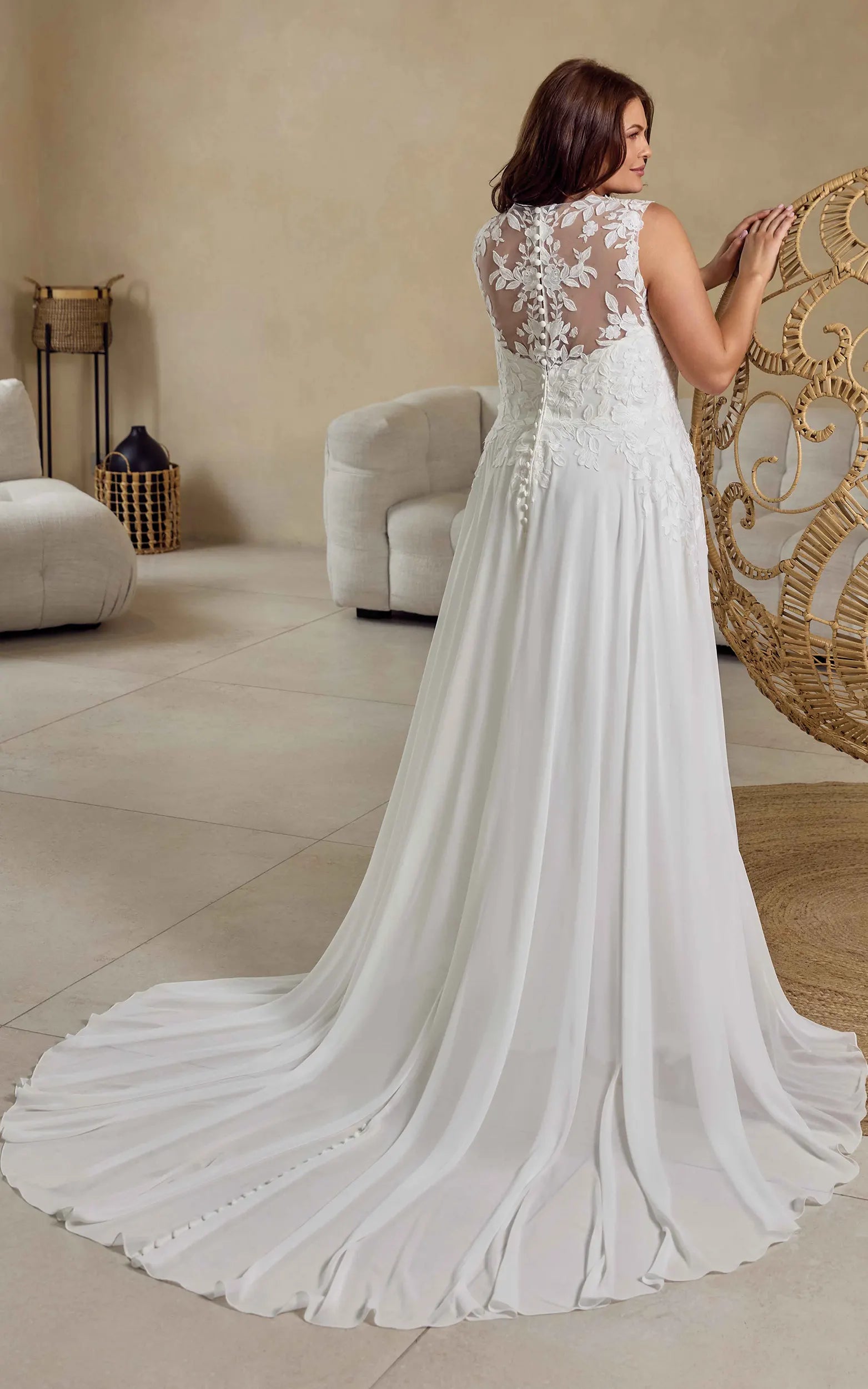 Emery (UR627) — Eddy K Curvy