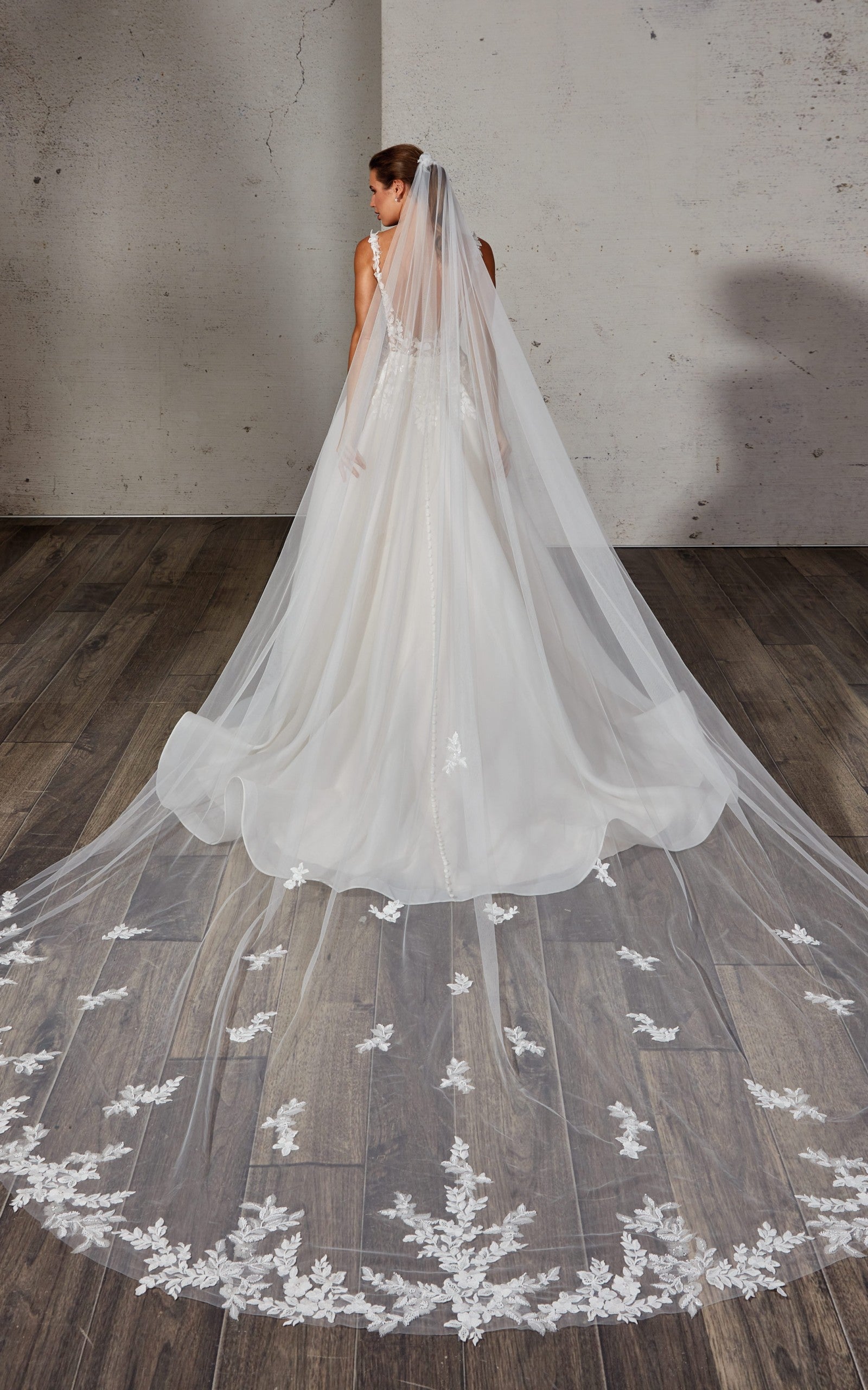 Darcy-VE (EK1604VE) — Eddy K Veil