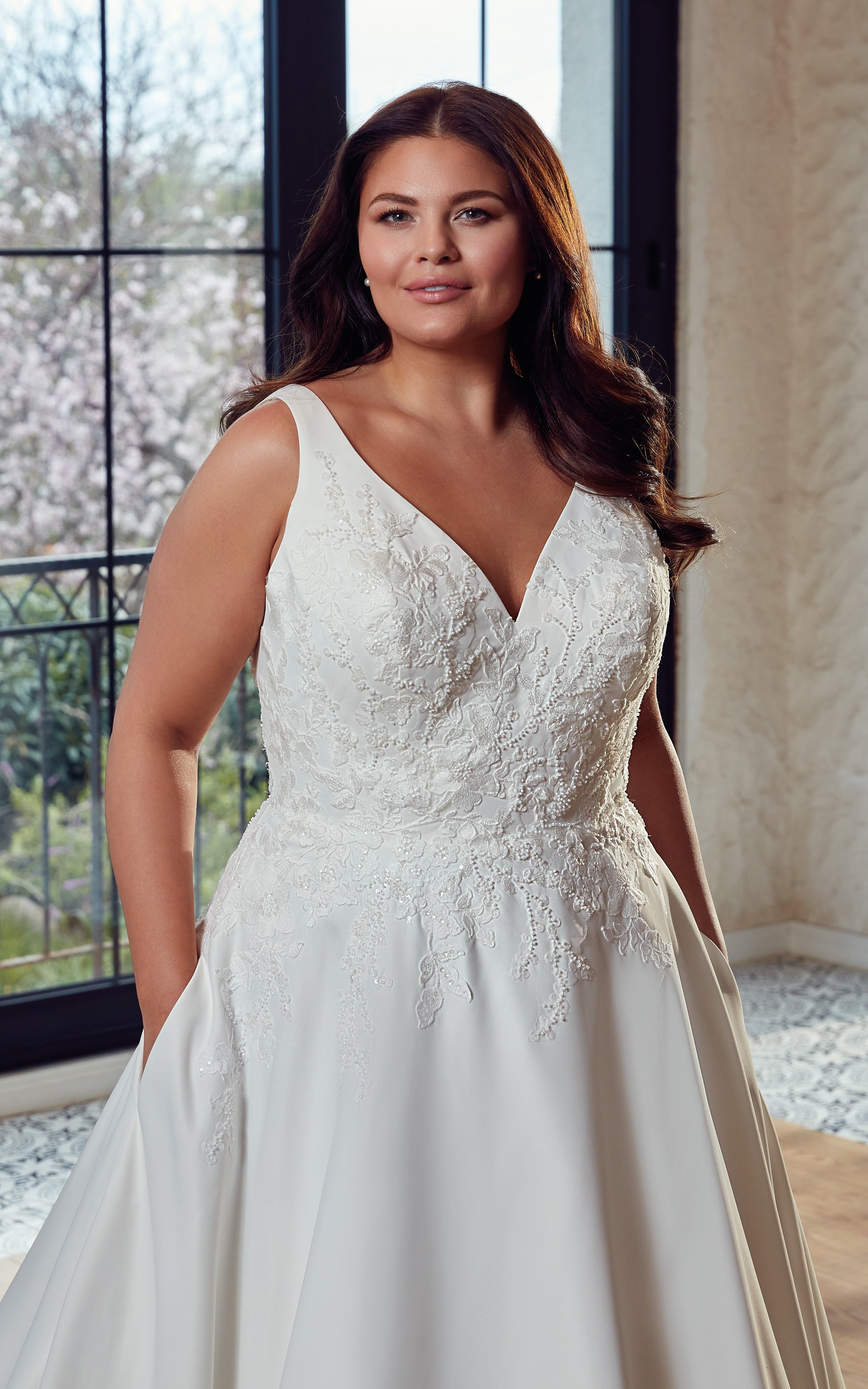 Liz (UR471) — Eddy K Curvy