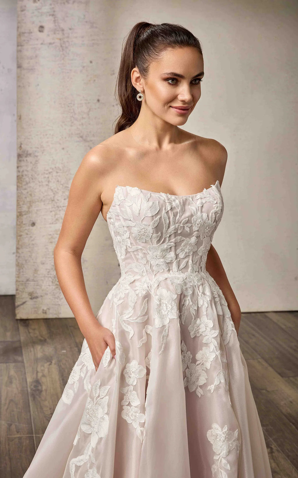 Estefania (DR2652) — Eddy K Dreams