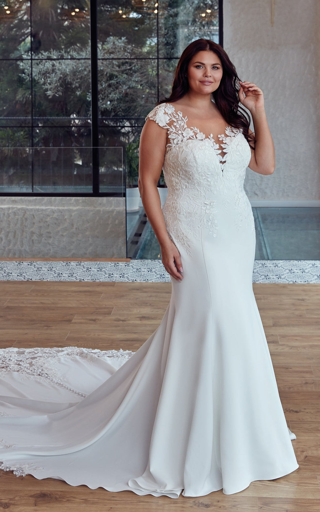Yvonne (UR467) — Eddy K Curvy