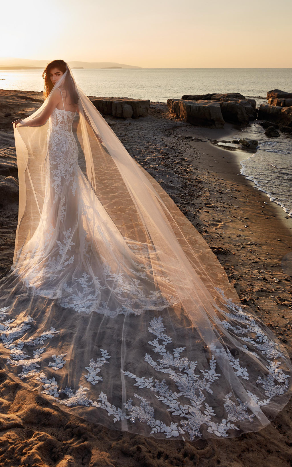 Joanna-VE (DR2412VE) — Eddy K Veil
