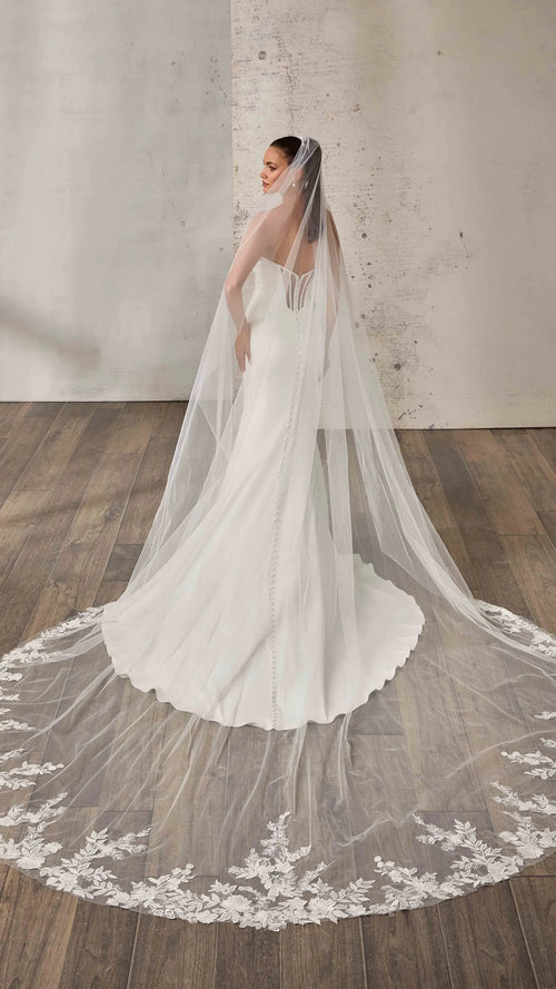 Ilaria-VE (DR2703VE) — Eddy K Veil